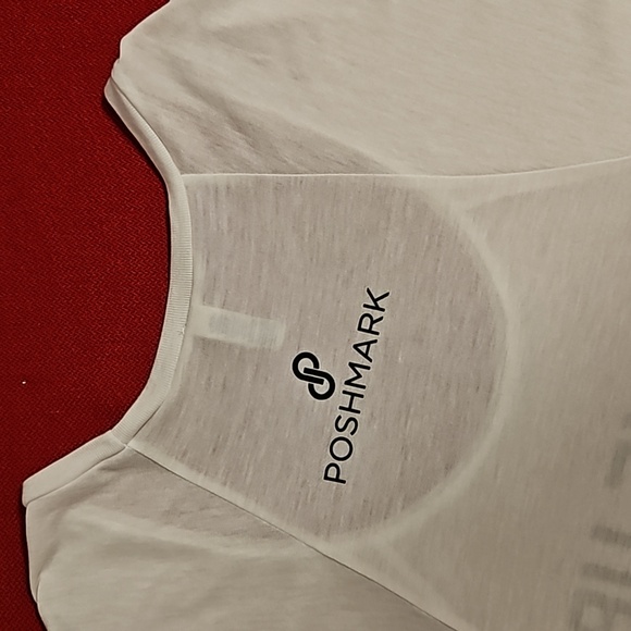 Poshfest 2014 official graphic tee XL Poshmark EUC - Picture 6 of 8